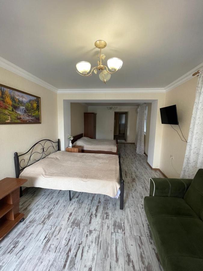 Гостевой Дом На Гечба Hotel Гагра Екстериор снимка