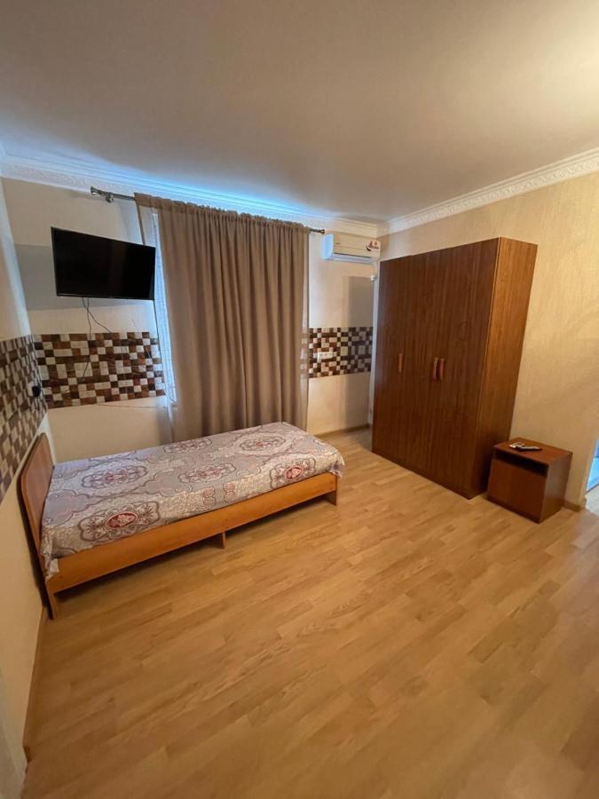 Гостевой Дом На Гечба Hotel Гагра Екстериор снимка